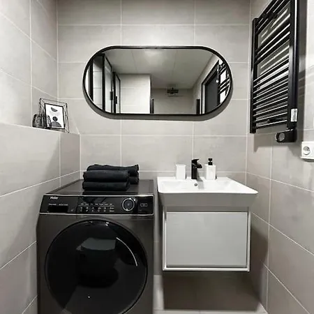 Apartment Byt V Meste Smichov S Netflix *